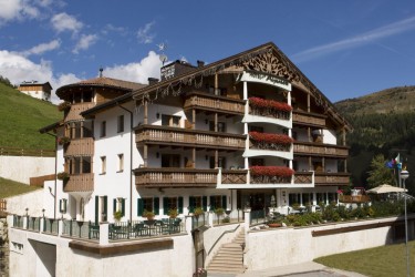 Hotel Alpenrose ***S