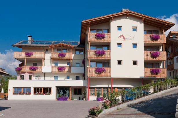 Hotel Mirabel ***s