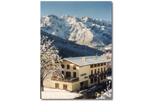 Albergo Streva ** - Vallarsa fraz. Streva