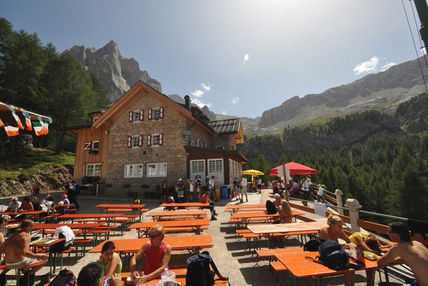 Rifugio Contrin - Am Fuße der Marmolada