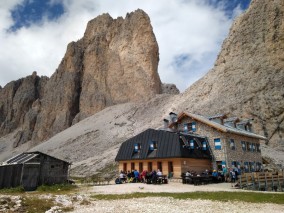 Antermoia Mountain Hut – Catinaccio