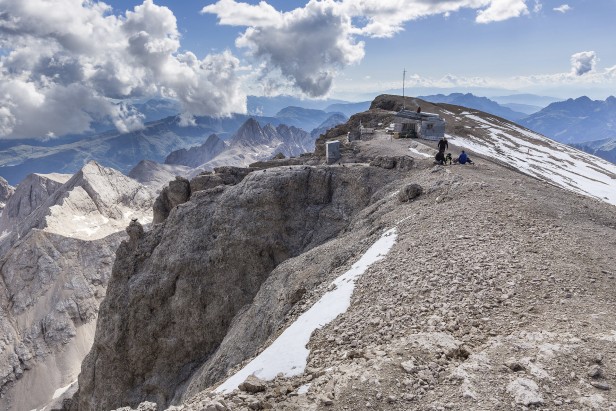 Capanna Punta Penia Mountain Hut – Marmolada