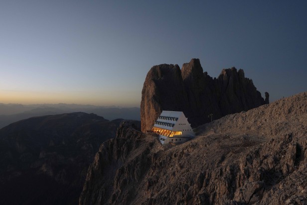 Passo Santner Mountain Hut, Catinaccio, Dolomites